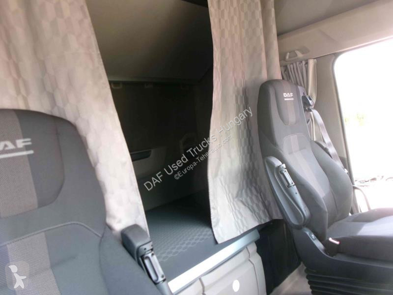 جرار DAF + 530 FT 4X2