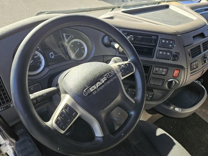 جرار DAF 450