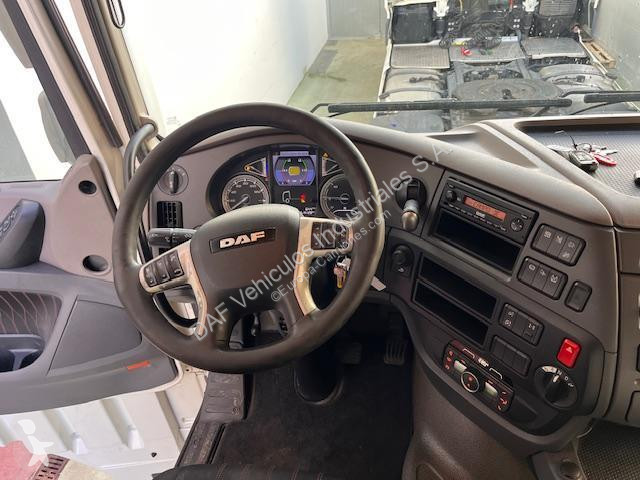 Nyergesvontató DAF 480 FT 4X2