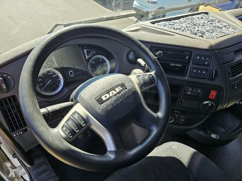 جرار DAF 450