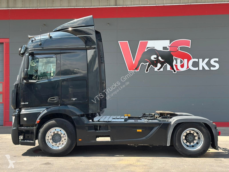 جرار Mercedes 1846 LS 4x2 BL LOF *Hydraulik*...