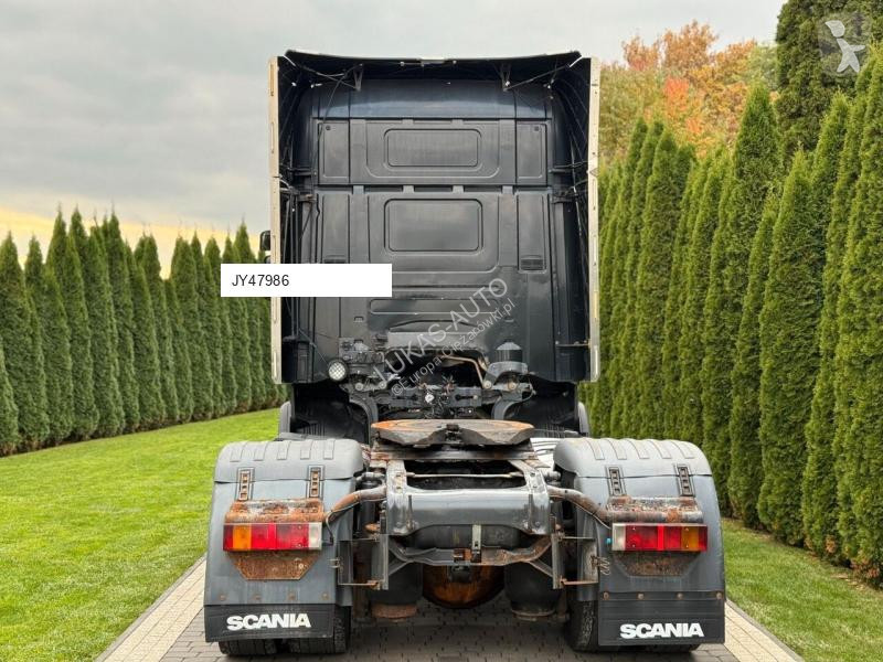 Scania R420 tractor unit