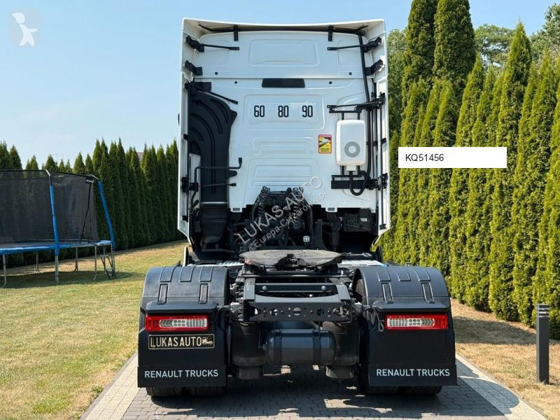 جرار Renault T 480