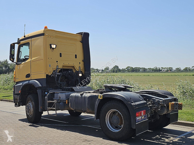 جرار Mercedes AROCS 2043 AS steel suspension