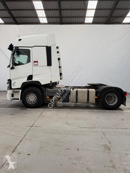 جرار Renault T480
