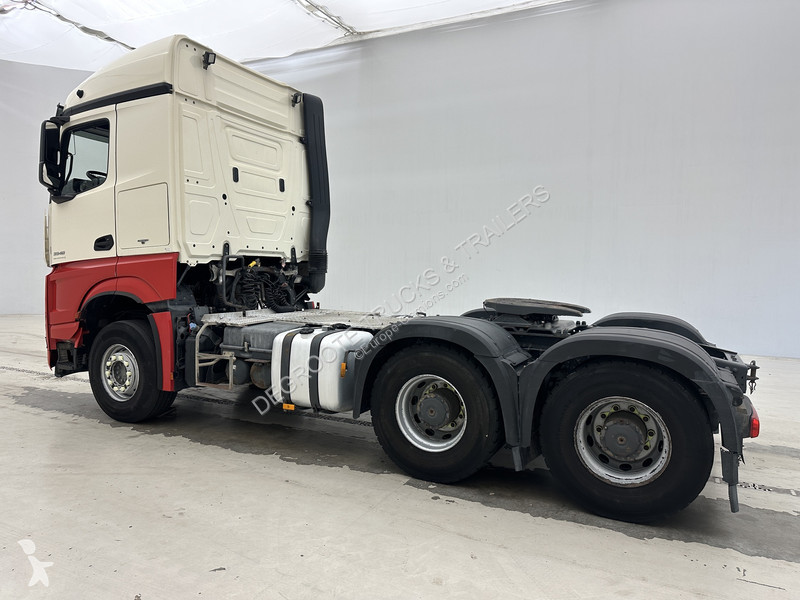 جرار Mercedes 3348 - 6x4