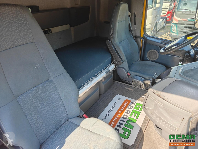 جرار Volvo 420 4x2 GlobeTrotter Euro5 -...