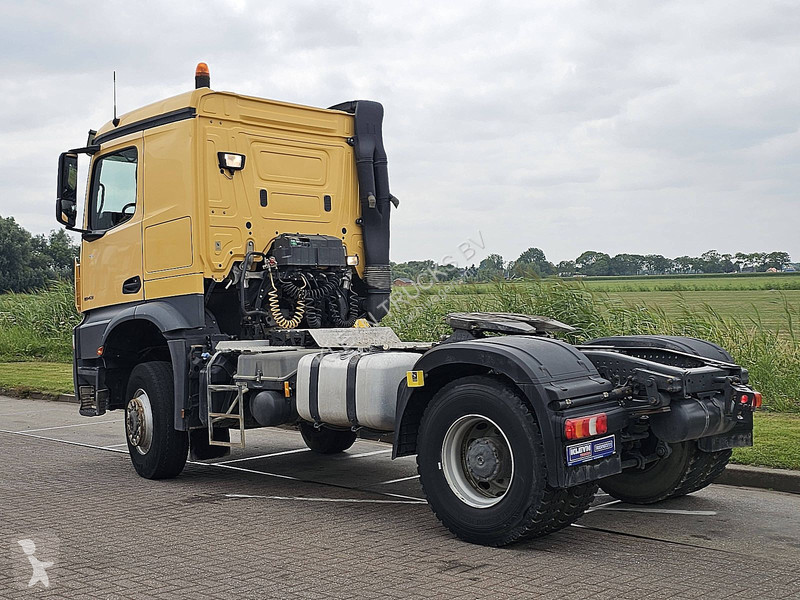 جرار Mercedes AROCS 2043 AS