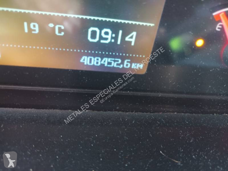 جرار Volvo