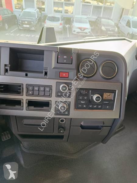 جرار Renault