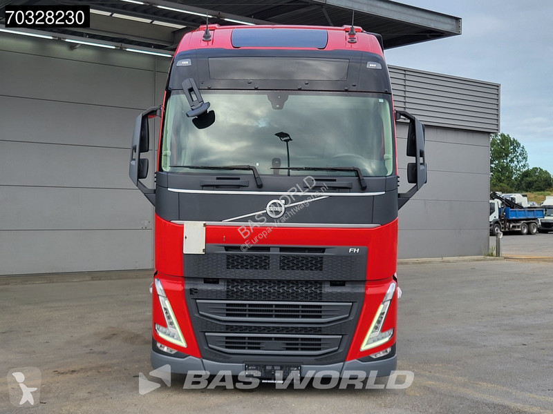 جرار Volvo FH 460 4X2 Mega XL 2x Tanks ACC Navi