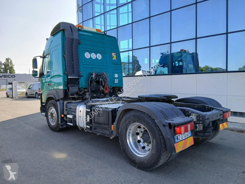جرار Volvo 450