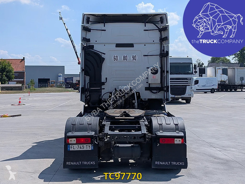 جرار Renault T 460