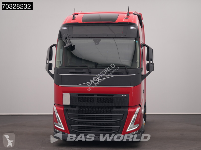 Trekker Volvo FH 460 4X2 Mega XL 2x Tanks Navi ACC