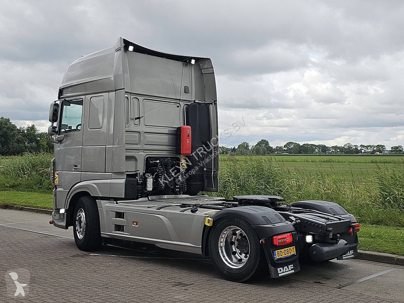 Tracteur DAF 530