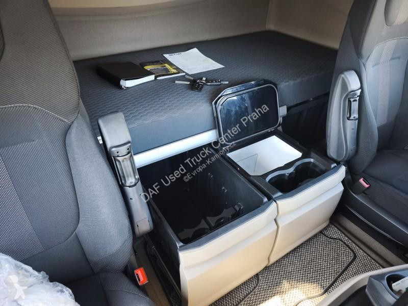 Tratores DAF XG  FT 4X2
