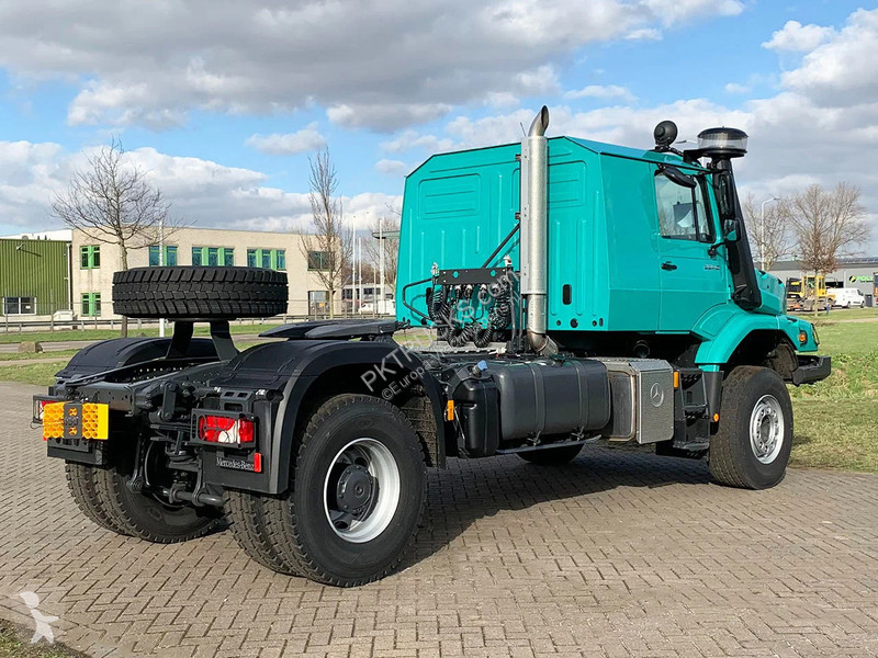 Ciągnik siodłowy Mercedes 2045-S Tractor Head
