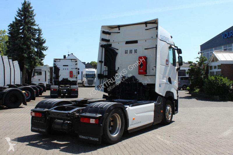 جرار Renault   T520 Retarder High-Sleeper LED 2...
