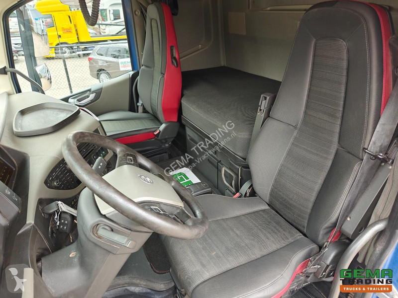 جرار Volvo 460 6x4 Low Roof Euro 6C - Hub...