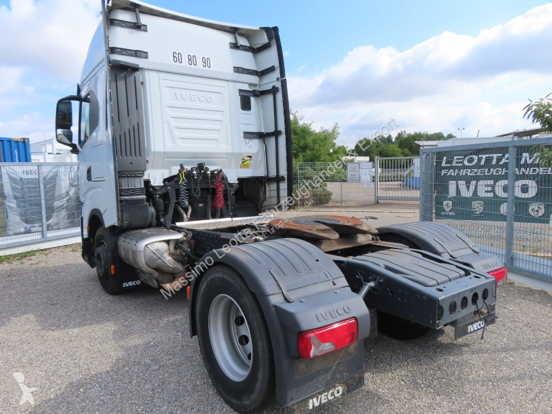 جرار Iveco S-Way 510 FZ.100