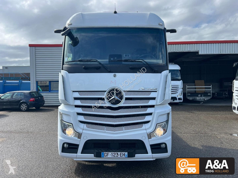 جرار Mercedes ACTROS 1845