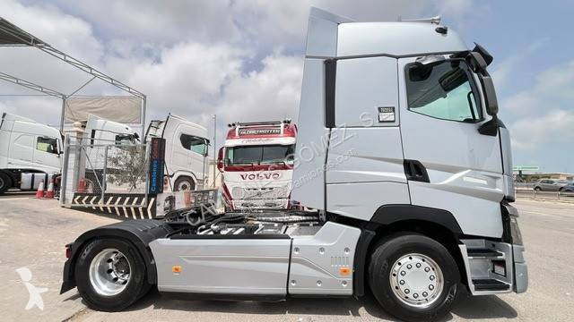 جرار Renault