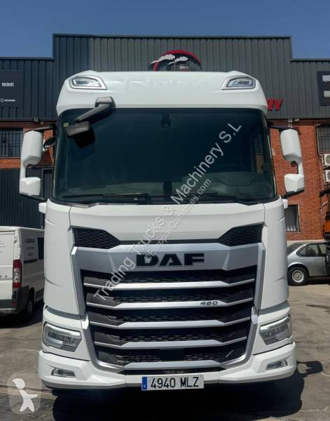 Cabeza tractora DAF