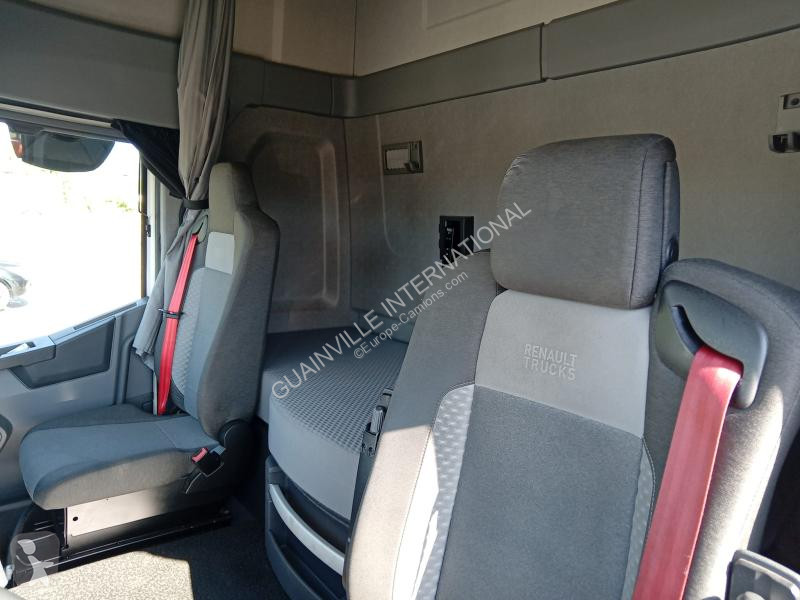 Tracteur Renault 480 Gamme T
