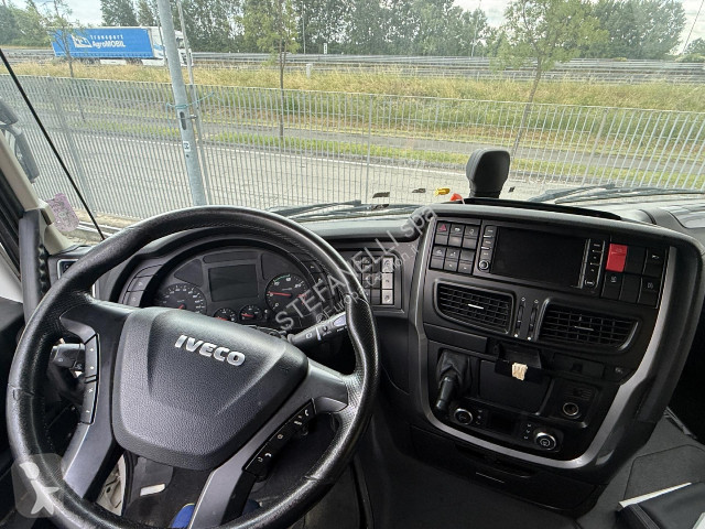 جرار Iveco STRALIS AS440S40T/P LNG