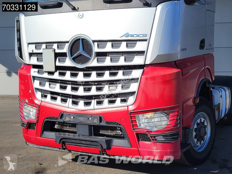 جرار Mercedes 1851 4X4 StreamSpace 4X4...