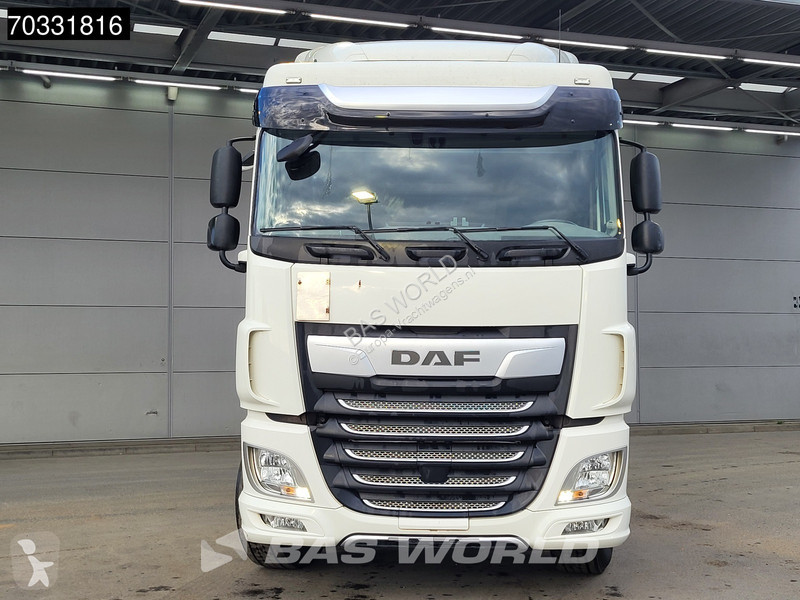 Trekker DAF XF  4X2 SC 2x Tanks ACC