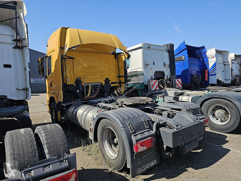 Scania 410 tractor unit