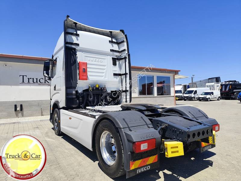 جرار Iveco