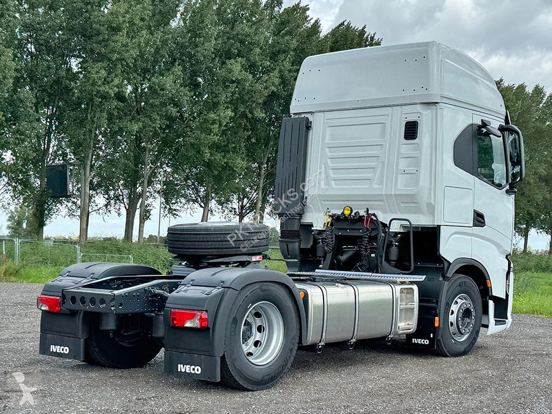 جرار Iveco AS440S43T/P ON Tractor Head