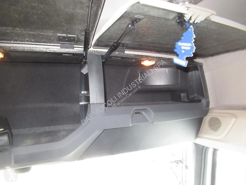 جرار DAF XG  FT 4X2