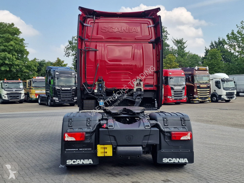 جرار Scania 460 4X2 - steel / air - retarder -...