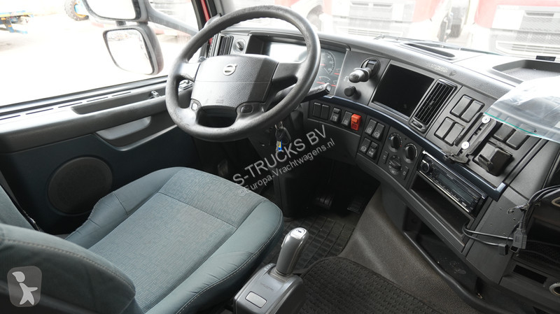 Trattore Stradale Volvo 420 ADR tractor unit...