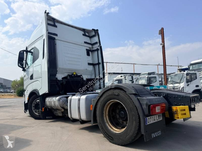 جرار Iveco