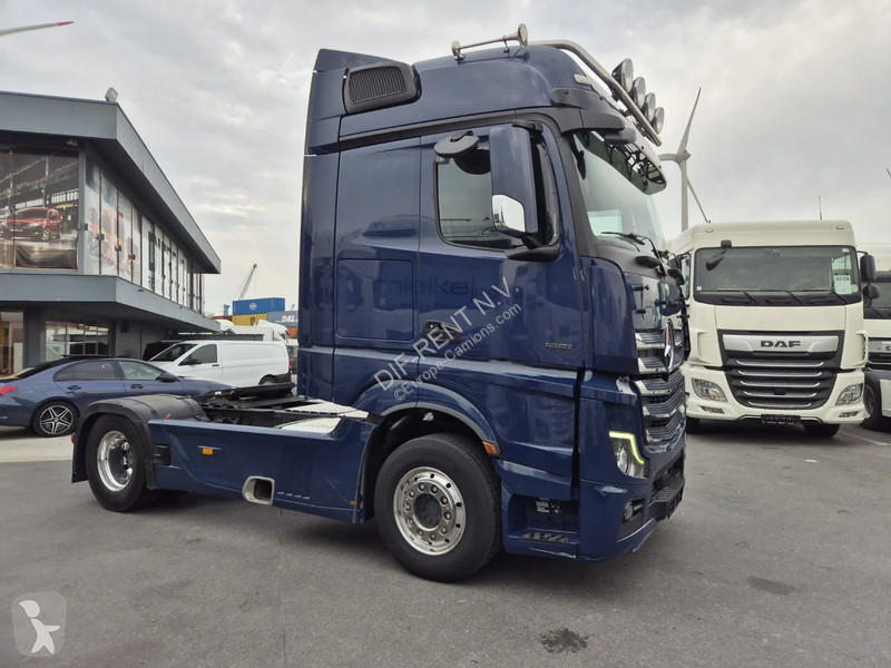 Trekker Mercedes 1851 with Retarder