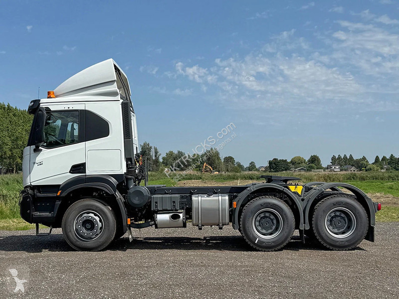 جرار Iveco T-Way AT720T43TH Tractor Head (6 units)