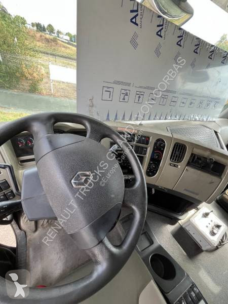 جرار Renault