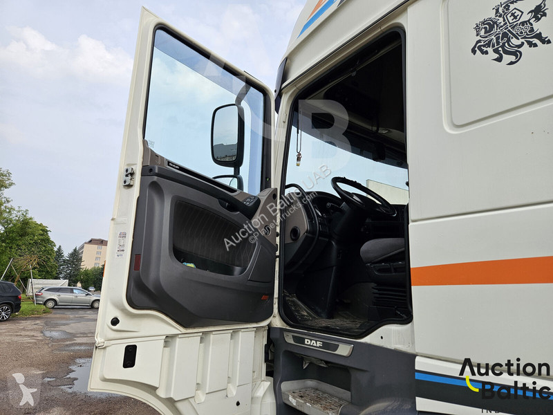جرار DAF XF  FT