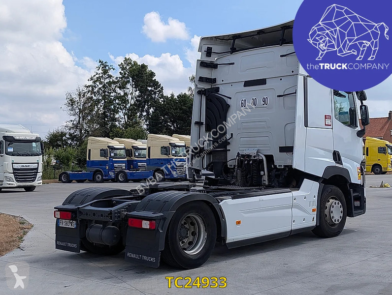 جرار Renault T 460