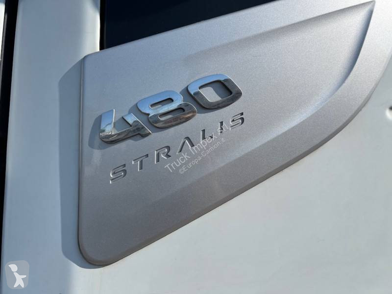 Iveco  tractor unit