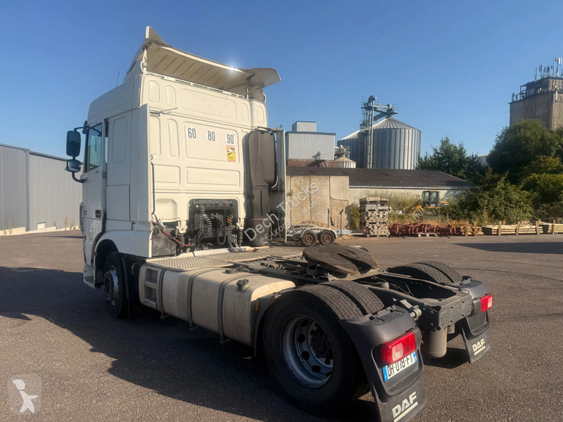 جرار DAF 106460 4x2 space cab