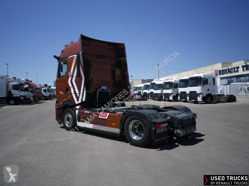 جرار Renault
