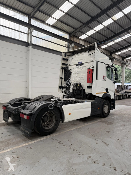 جرار Renault T460