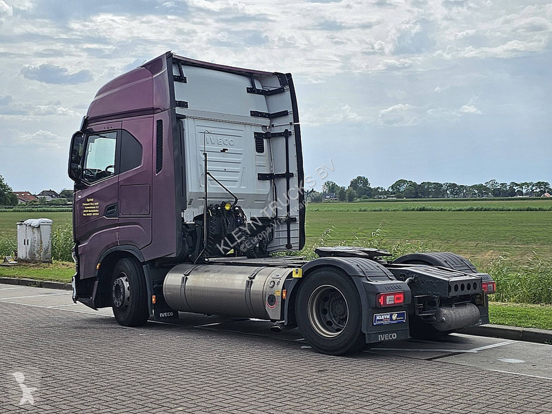 Iveco AS440S46 lng tractor unit