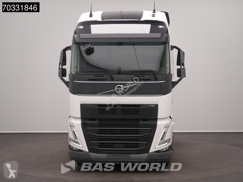 جرار Volvo 500 4X2 XL 2xTanks I-ParkCool ACC
