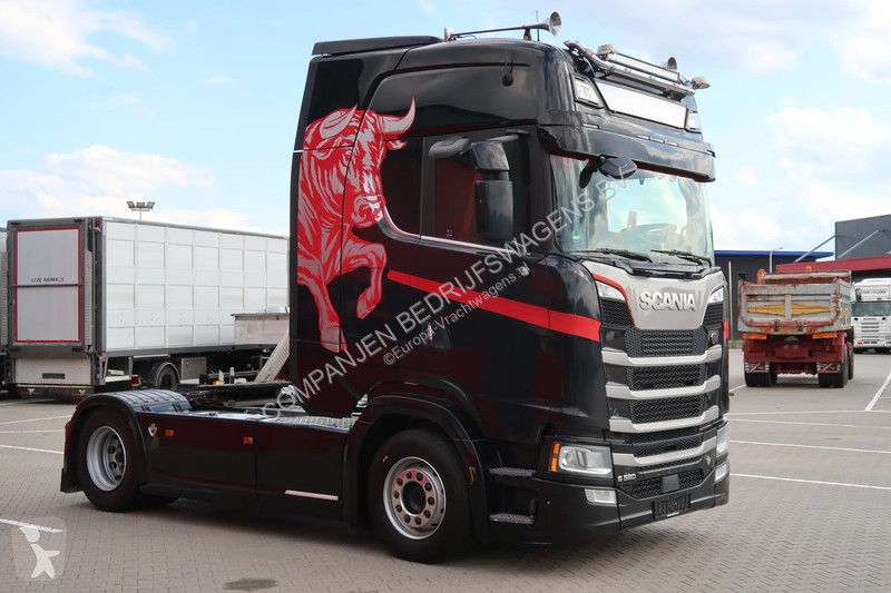 جرار Scania 580S V8 NS S580